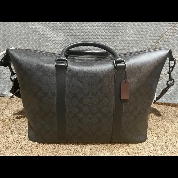 COACH Duffel Voyager bag used once - Picture 1 of 4